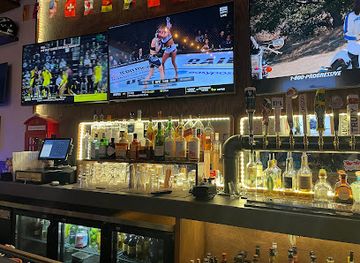 california/monterey/monterey-bay-aquarium/bar/bulldog-sports-pub