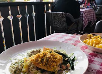 wisconsin/apostle-islands-national-lakeshore/bar/cafe-seiche