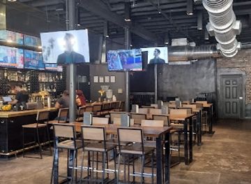 alabama/mobile/dauphin-street/bar/the-outsider-sports-lounge