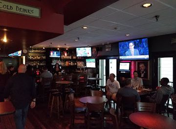 illinois/naperville/bar/peanuts-bar-grill