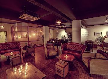 india/udaipur/bar/hook-irons-bar