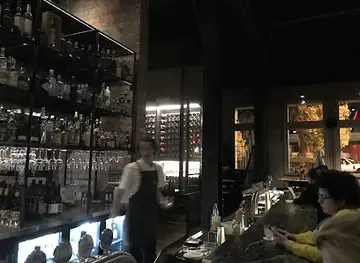 Saint Hotel