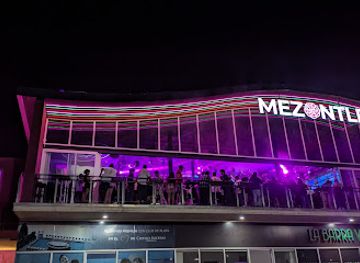 mexico/queretaro/juriquilla/bar/mezontle-queretaro