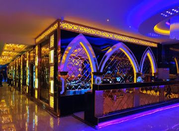 myanmar-burma/pyin-oo-lwin/bar/babylon-ktv-entertainment