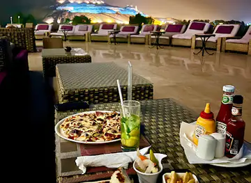 The Lounge Bar