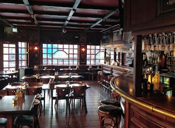 sweden/ostergotland/bar/cromwell-house