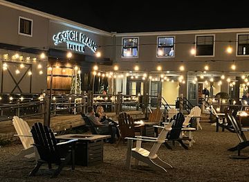 connecticut/gillette-castle-state-park/bar/scotch-plains-tavern