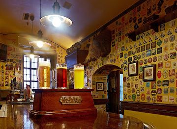 ukraine/kharkiv/svobody-square/bar/irish-pub