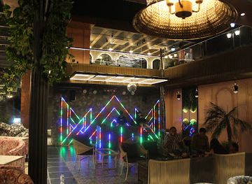 india/agra/bar/altitude-rooftop-restaurant-lounge-agra-s-finest-rooftop-terrace-best-rooftop-lounge-in-agra