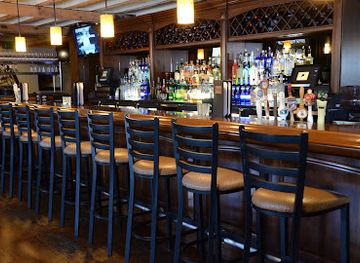 wisconsin/lake-geneva/bar/tuscan-tavern-grill