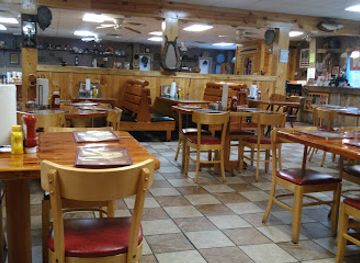 kentucky/big-south-fork-national-river-and-recreation-area/bar/raezack-s-grill-deli