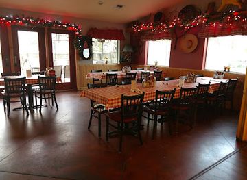 utah/canyonlands/bar/susie-s-branding-iron-restaurant