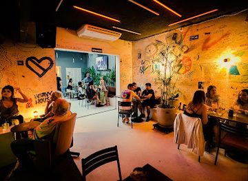 brazil/sao-paulo/pinheiros/bar/heavy-house