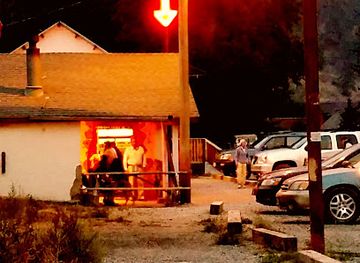 montana/the-missouri-river-country/bar/oasis-bar