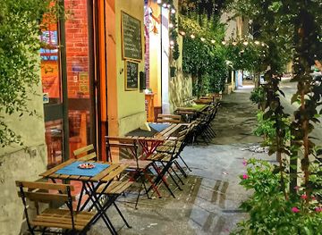 italy/sannio/bar/rock-side