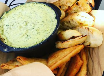 new-mexico/albuquerque/university-heights/bar/draft-and-table-taproom