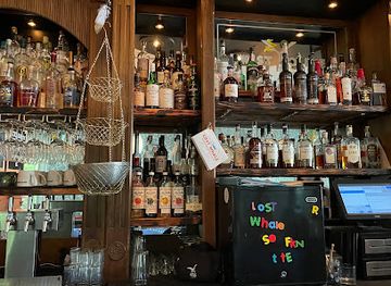 wisconsin/milwaukee/bay-view/bar/lost-whale