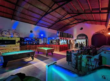 uruguay/sierras-de-carape/bar/charles-bar