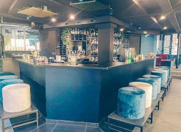 slovenia/maribor/lent/bar/niagara-cocktail-bar