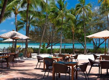 new-caledonia/ile-des-pins/bar/le-meridien-ile-des-pins