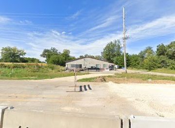 iowa/maquoketa-caves-state-park/bar/tri-m-bbq-food-truck