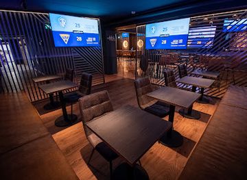 iceland/grindavik/bar/brons