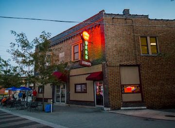 indiana/indianapolis/fountain-square/bar/dugout-bar