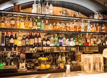 estonia/tallinn/bar/whisper-sister