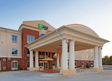 alabama/talladega-national-forest/bar/holiday-inn-express-suites-talladega-an-ihg-hotel