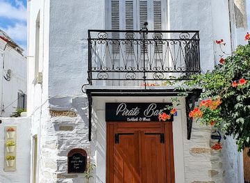greece/cyclades/bar/pirate-bar