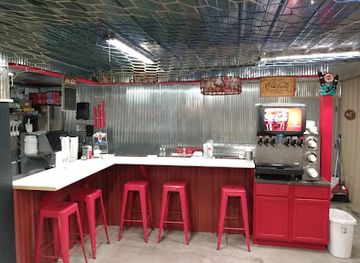 missouri/stockton-lake/bar/the-stables-at-stockton-lake-bait-shop