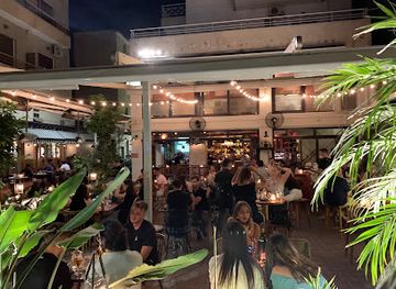 greece/mount-pelion/bar/grappa-vino-aperitivo