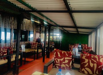 nepal/nagarkot/bar/coffeeshop-restaurant-and-bar