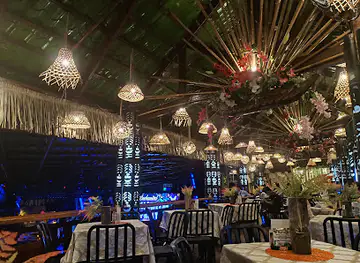 Tiki Resto Bar