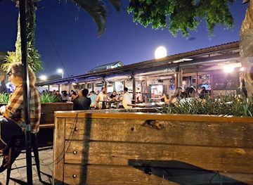 australia/byron-bay/bar/railway-friendly-bar