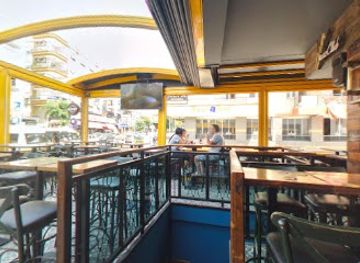 turkiye/izmir/buca/bar/jazzgir