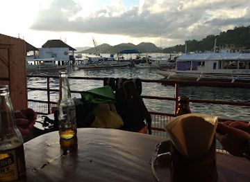 philippines/coron/bar/helldivers-bar