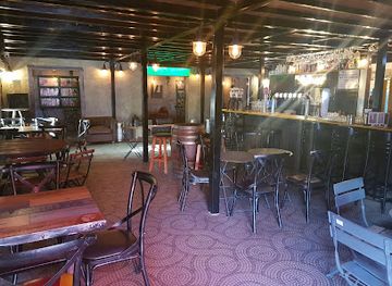 israel/hod-hasharon/bar/hahtsr-shl-shmyl