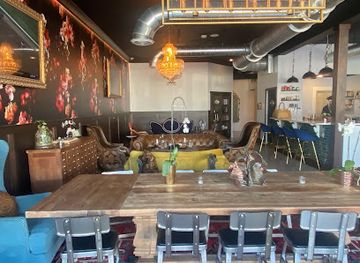 florida/daytona-beach/bar/madeline-s-wine-bar