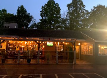 ohio/cuyahoga-valley-national-park/bar/the-merchant-tavern