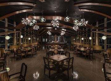 indonesia/south-sulawesi/bar/on20-bar-dining-sky-lounge