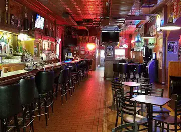 Rooters Bar