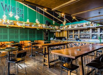 australia/south-west/bar/the-clock