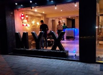 india/kolkata/park-street-area/bar/the-myx-kolkata-park-street-area