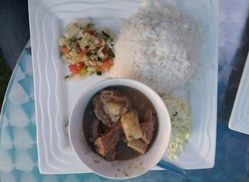 zimbabwe/matabeleland-north/bar/signature-bar-and-restaurant