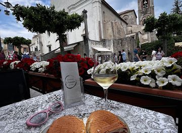 italy/ravello/bar/il-panino-food-and-drink