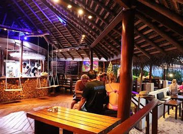 sri-lanka/hambantota-district/bar/the-lounge