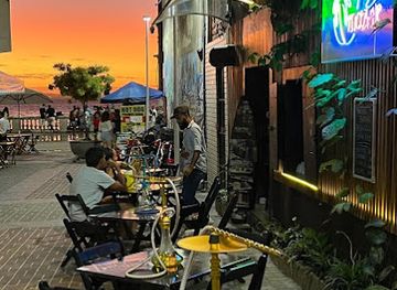 brazil/salvador/barra/bar/tiki-bar