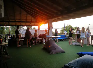 SUNSET CHILL OUT BAR KALPITIYA