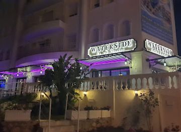 tunisia/sousse/port-el-kantaoui/bar/waterside-cafe-kitchen